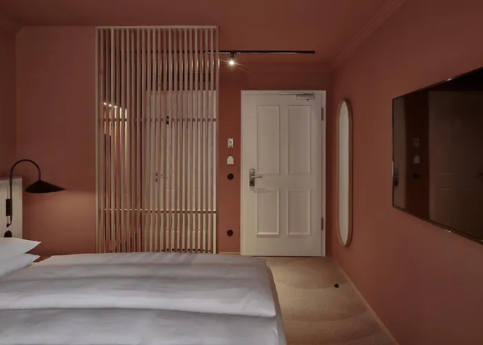 Adelante Boutique Hotel
